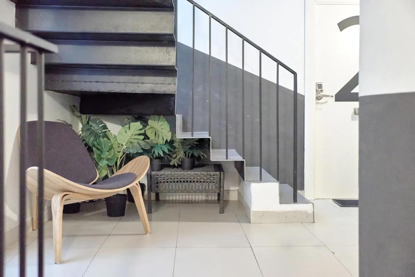 Sunny Cozy Penthouse With A Terrace At Plaza Del Carmen Apartment Valencia Exterior photo